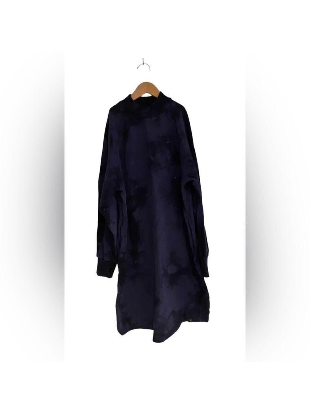 FINGER IN THE NOSE sweater dress, XS (fits 14/16 youth)